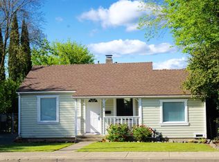 1214 W 8th St, Medford, OR 97501