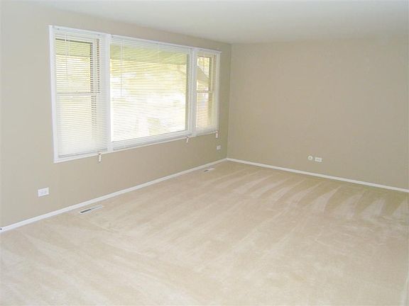 2nd image of 1620 Marlboro Cir