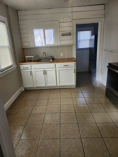 3591 West 122nd Street - 1 — Photo 2