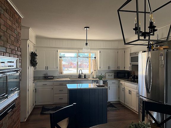2nd image of 419 Kay Ave