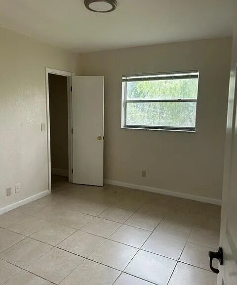 7801 NW 35th Ct #4 — Photo 9