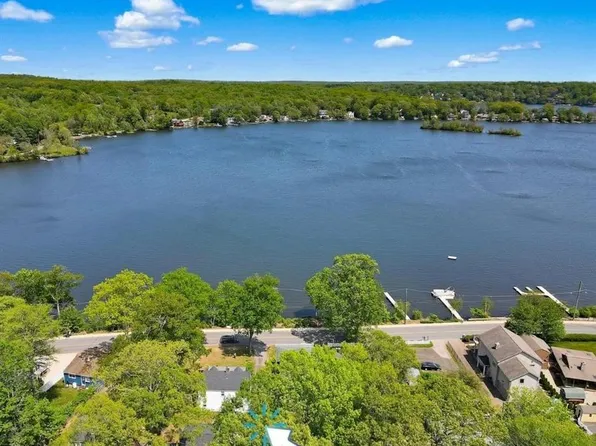 39 Lake Drive, East Hampton, CT 06424