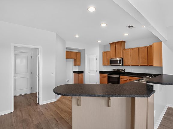 2nd image of 15 Granite Ln