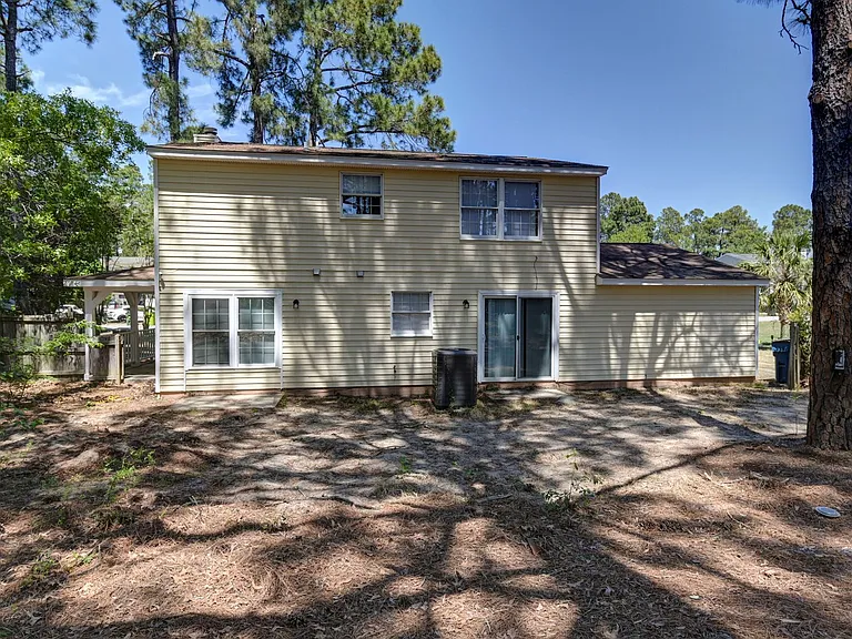 220 N Donar Dr — Photo 3
