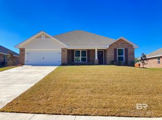 22833 Ridgewood Dr, Robertsdale, AL 36567