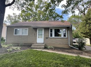 17772 W Greentree Rd, Grayslake, IL 60030