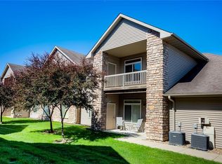 542 Carrie Ln, Altoona, IA 50009