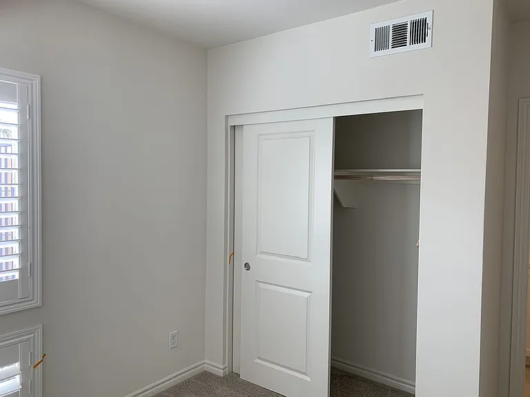11456 Artesia Blvd — Photo 7