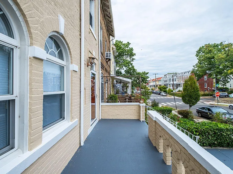 450 Randolph St NW — Photo 5