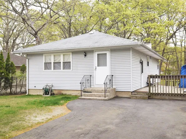 9 Claremont Drive, Mastic Beach, NY 11951