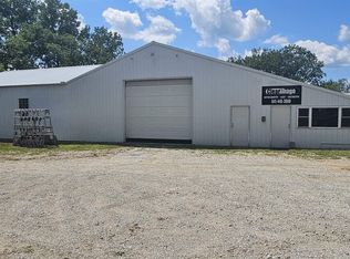 901 W 1st St, Leon, IA 50144