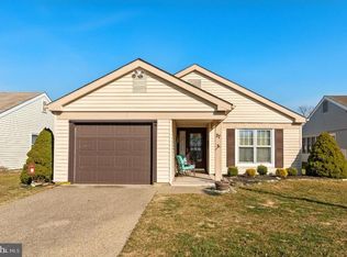 27 Westminster Dr S, Southampton, NJ 08088