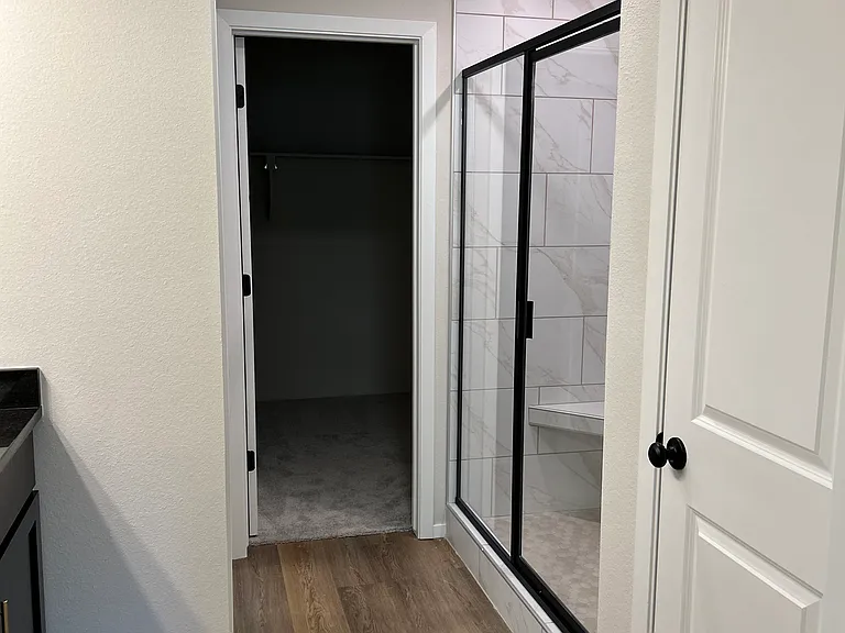 3708 W Delmar St — Photo 11