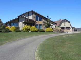 1 Beebe Rd, New Albany, PA 18833