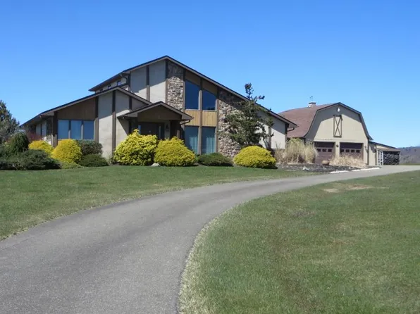 1 Beebe Rd, New Albany, PA 18833