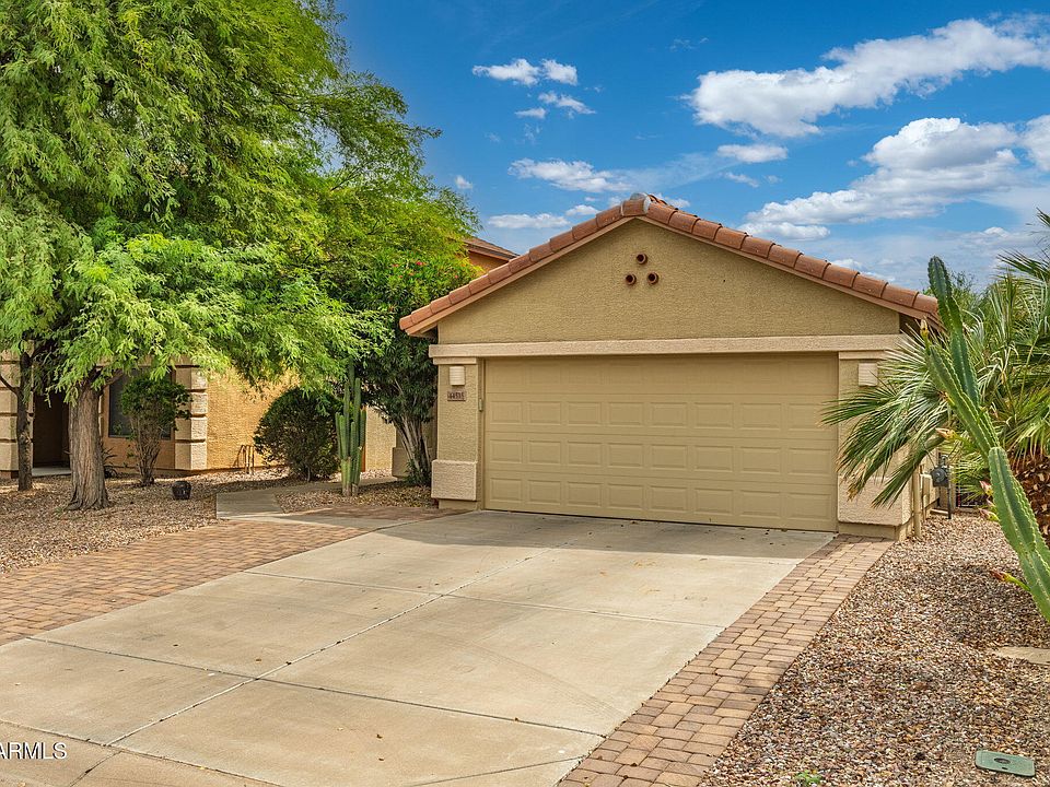 2nd image of 44535 W YUCCA Lane
