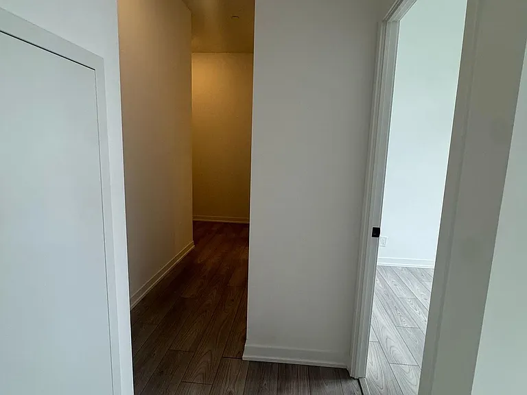 1182 King St W #224 — Photo 6