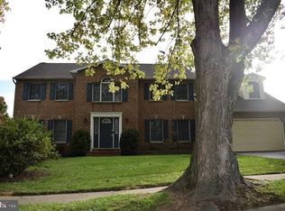 53 Hemlock Ln, Leola, PA