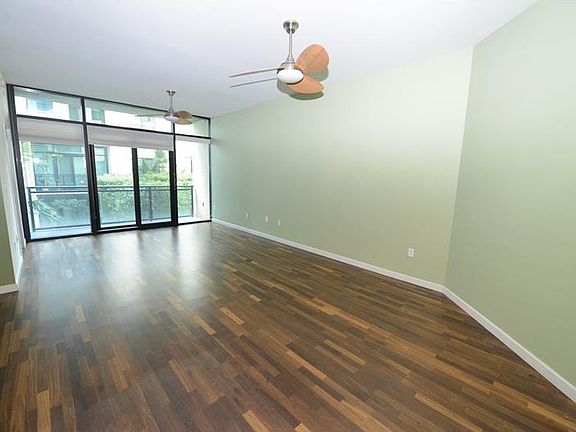 4th image of 400 4th Ave S APT 208