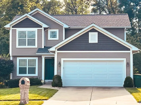 1575 N Parc Grove Ct, O'Fallon, IL 62269