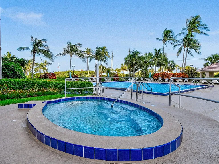 5047 N Highway A1A #404 — Photo 32