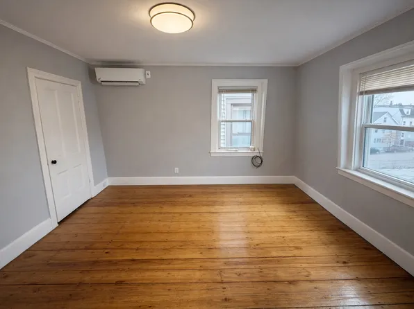 109 Eutaw St #4, Boston, MA 02128