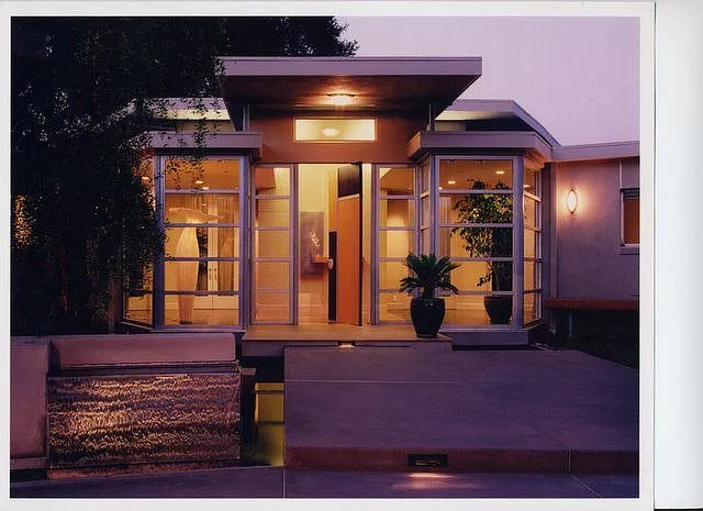 10691 Mora Dr photo 1