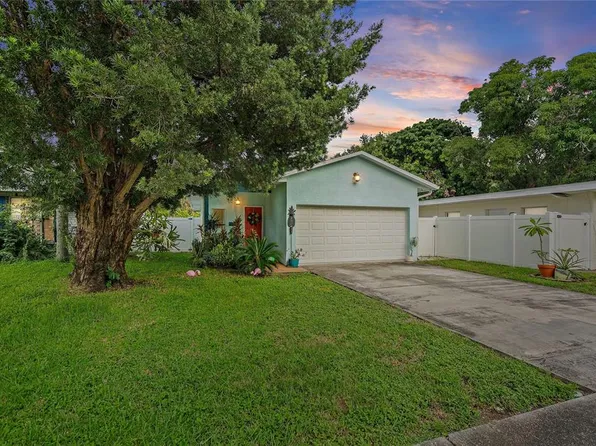 275 14th St N, Saint Petersburg, FL 33705