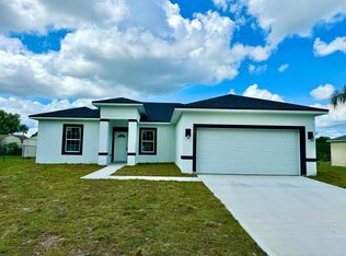 3400 Bristol St, Sebring, FL 33872