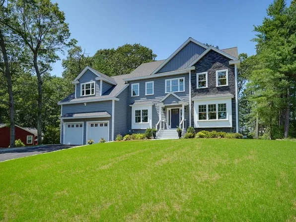 34 Carey Ave, Burlington, MA 01803