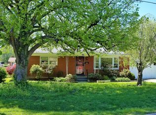 4304 Leaf Dr, Louisville, KY