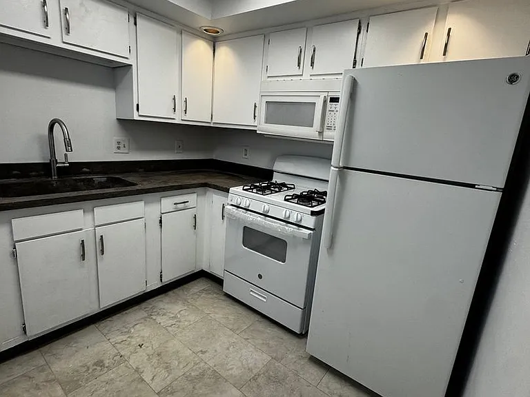 205 South Millvale Avenue — Photo 4