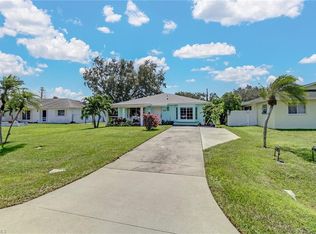 706 97th Ave N, Naples, FL 34108