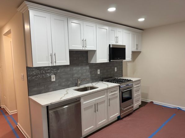 132 Milligan Pl APT B4