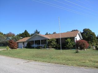 1244 Arrowhead Ln, Houston, MO 65483