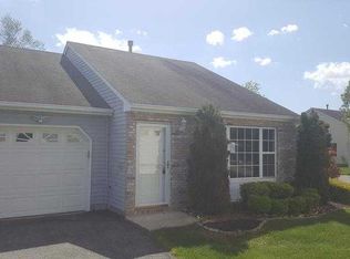 48 Farnworth Close, Freehold, NJ 07728