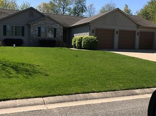 57183 Pine Needle Ct, South Bend, IN 46619