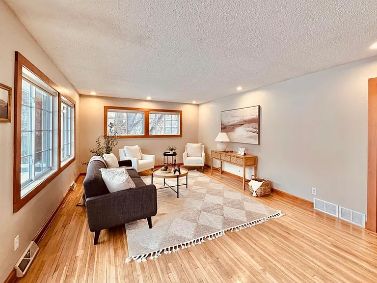 5958 Hillcrest Rd #5958 — Photo 4