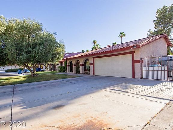 3rd image of 1720 Adra Ct