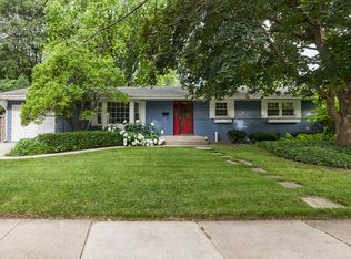 753 7th Ave, Libertyville, IL 60048