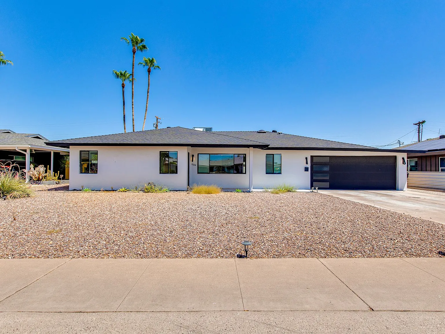 3 bed, 2167 sqft, $4,950 — Photo 2