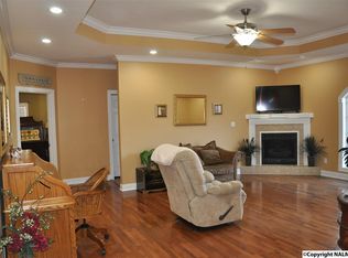 422 Smalley Dr SE, Arab, AL 35016