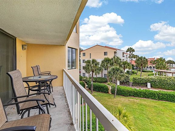3rd image of 201 Neptune Rd APT 349