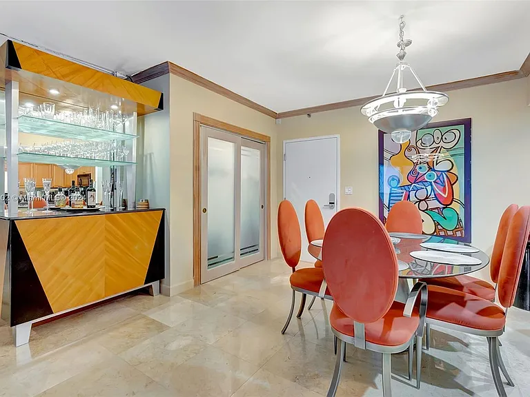 2301 Collins Ave #1206 — Photo 6