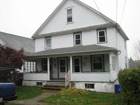 405 Loftus St, Throop, PA 18512