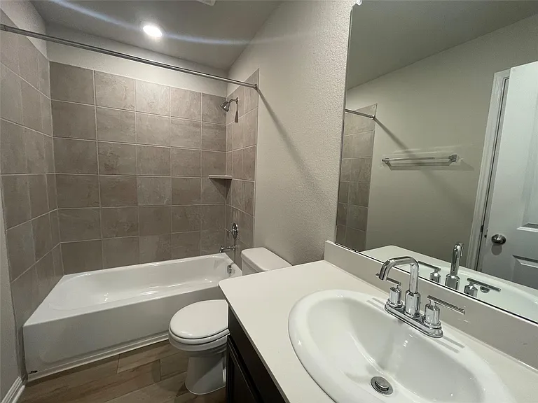 404 Grasslands Trl — Photo 13