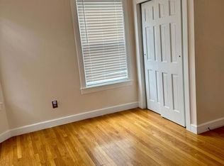 25 Burtt St, Lowell, MA 01851