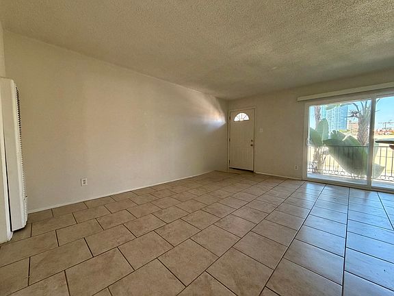 4th image of 1129 E Ocean Blvd APT 12