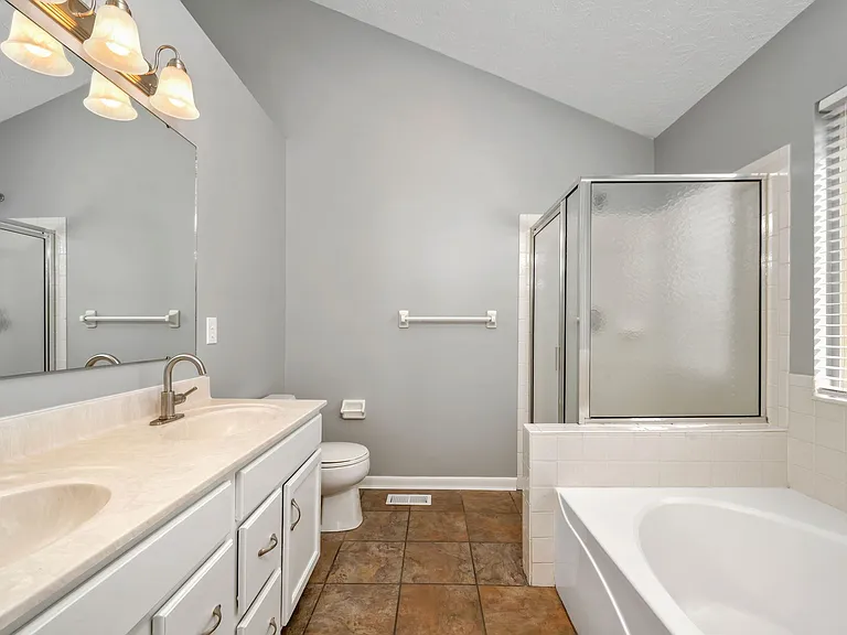 4597 Blainfield Ct — Photo 9