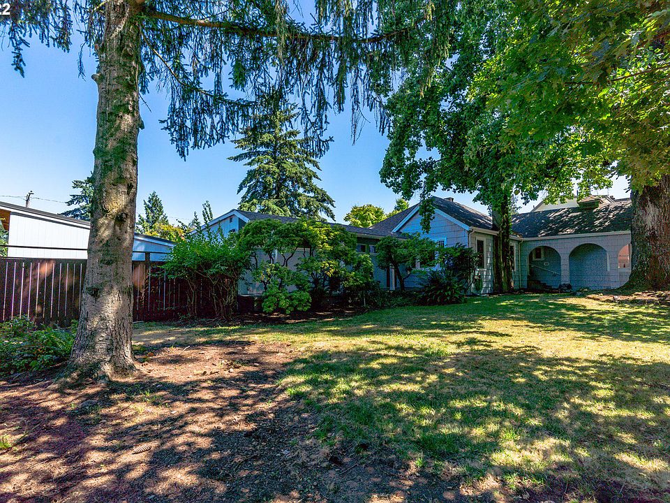 1st image of 5824 NE 22nd Ave